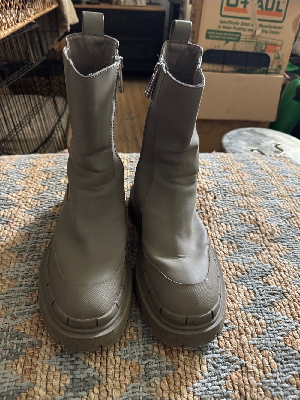 Zara Olive Green Chunky Sole Boots 40 US 9.5